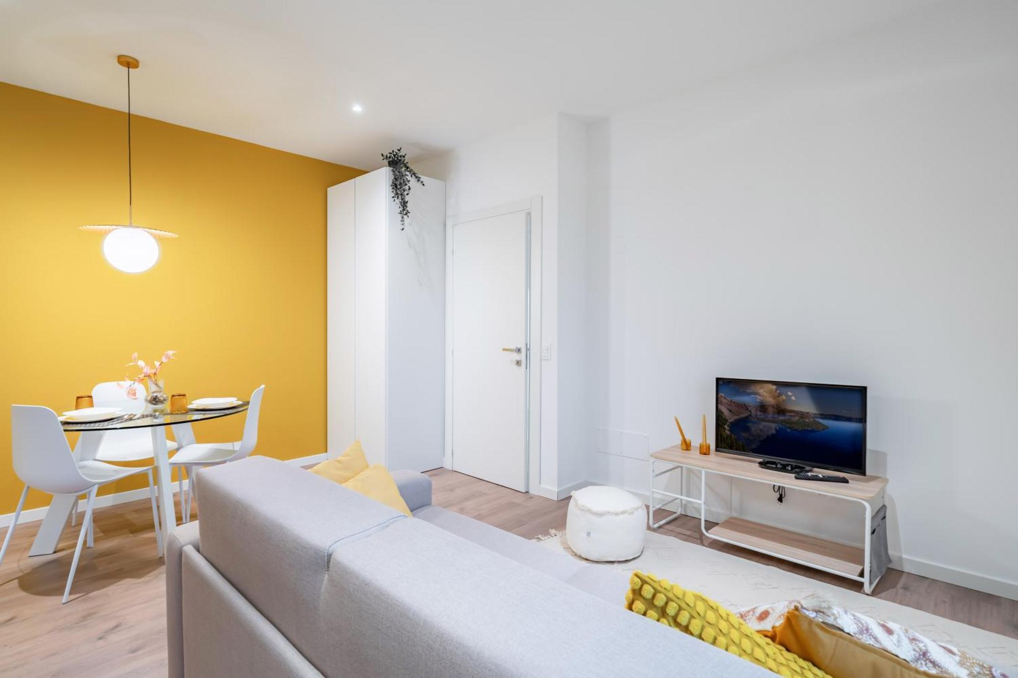Cascina Conicchio - Metro Station - By Host4U Apartment Бреша Екстериор снимка
