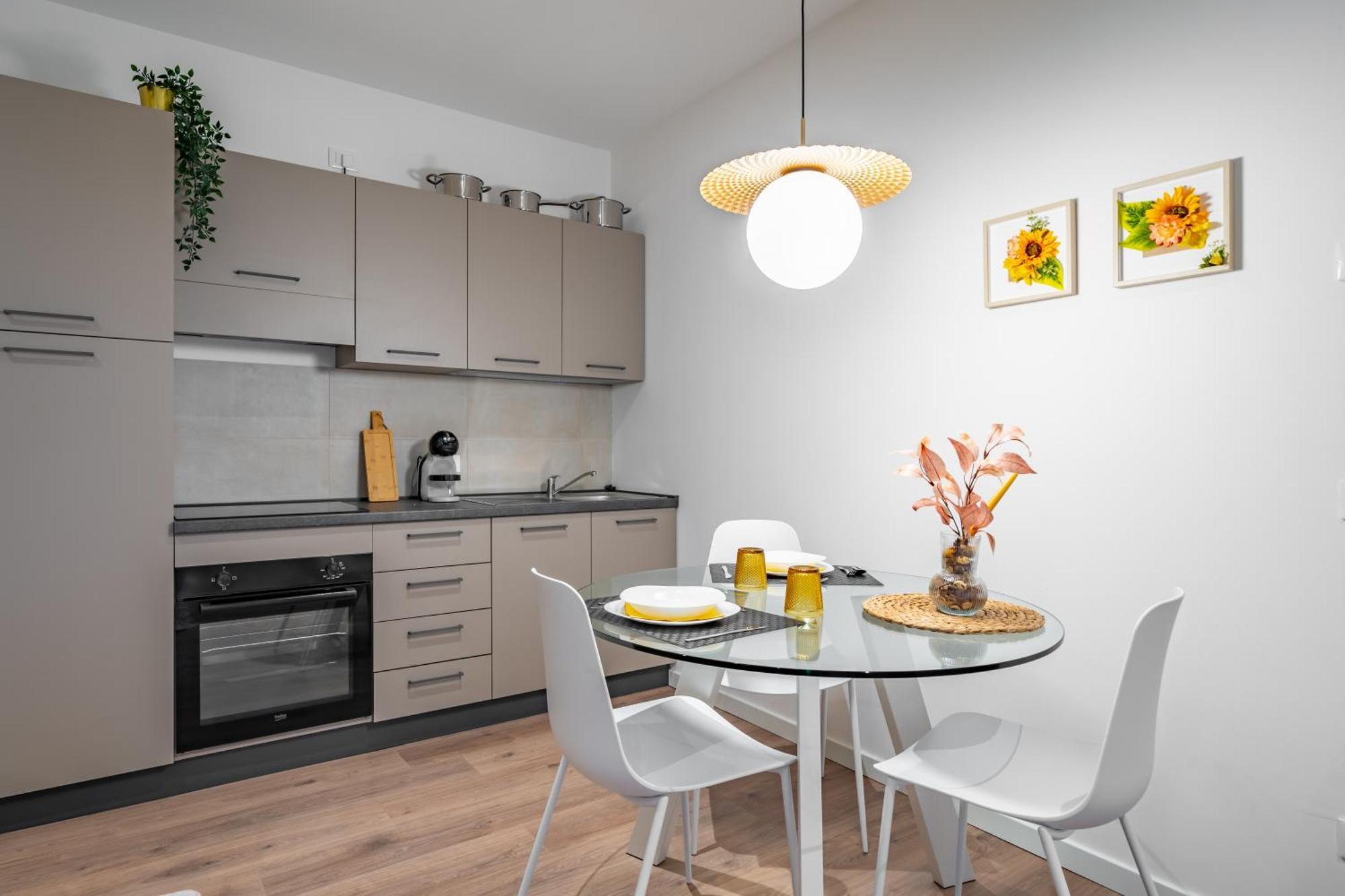 Cascina Conicchio - Metro Station - By Host4U Apartment Бреша Екстериор снимка
