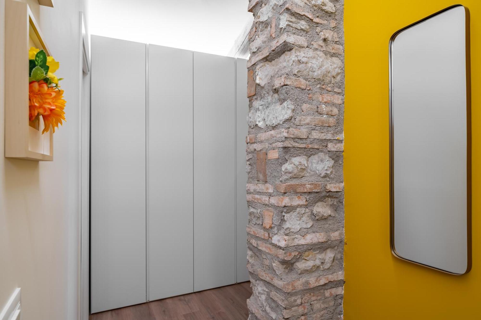 Cascina Conicchio - Metro Station - By Host4U Apartment Бреша Екстериор снимка